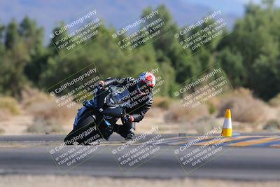 media/Nov-12-2023-SoCal Trackdays (Sun) [[5d1fba4e7d]]/Turn 7 (1150am)/